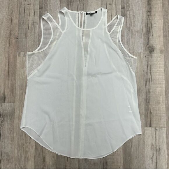 New York Top: size L - Picture 1 of 3